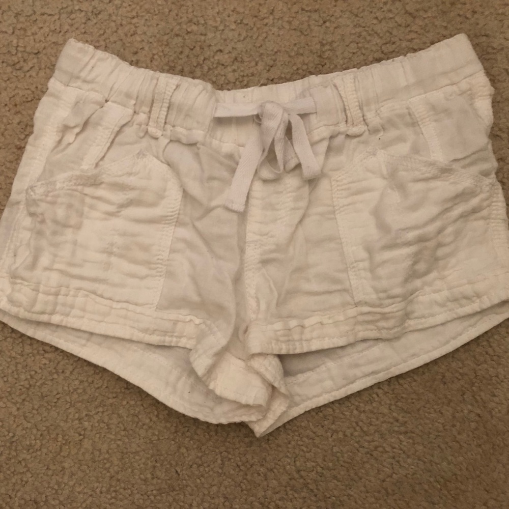 White tie shorts
